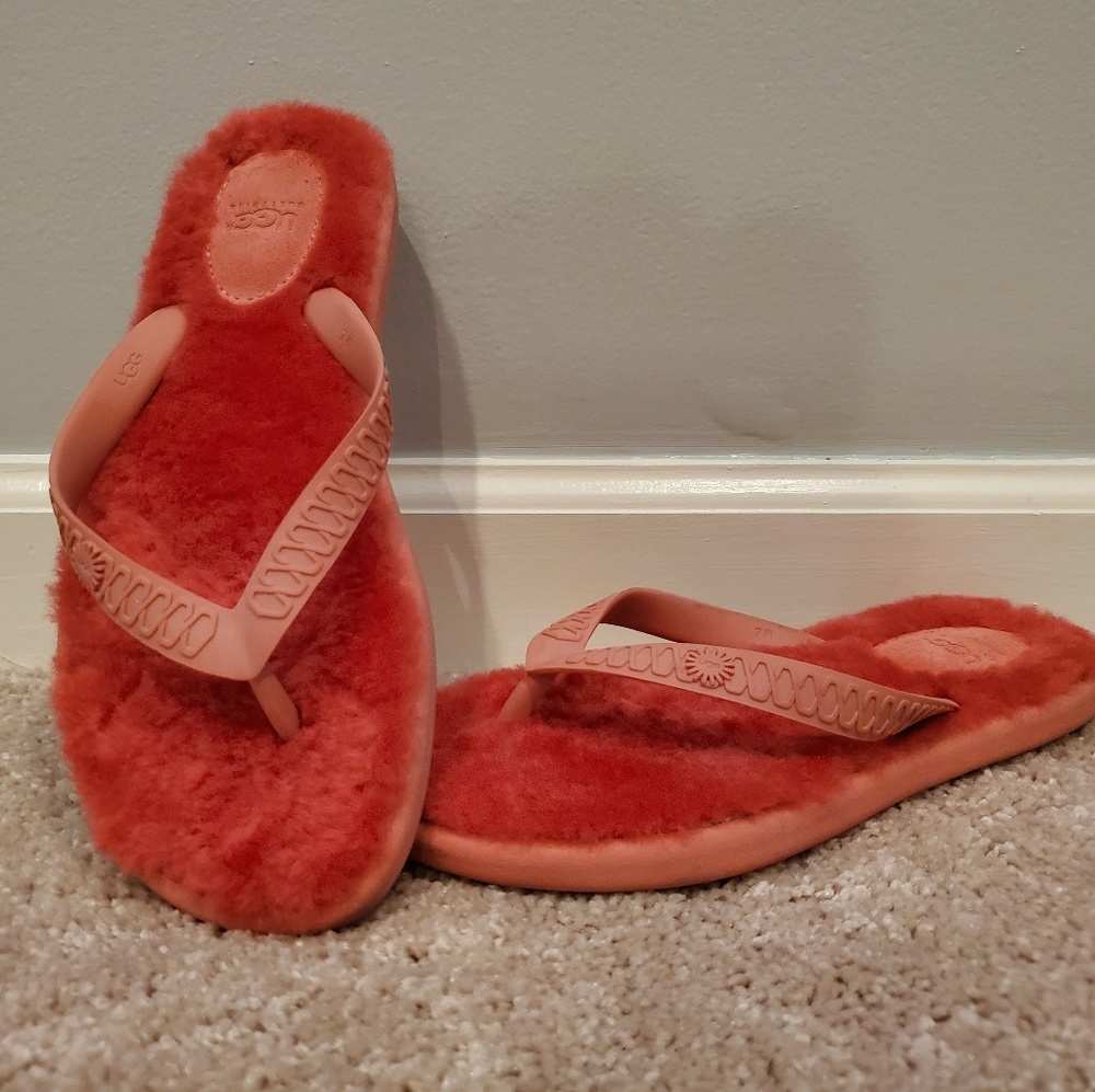 Ugg Flip Flops